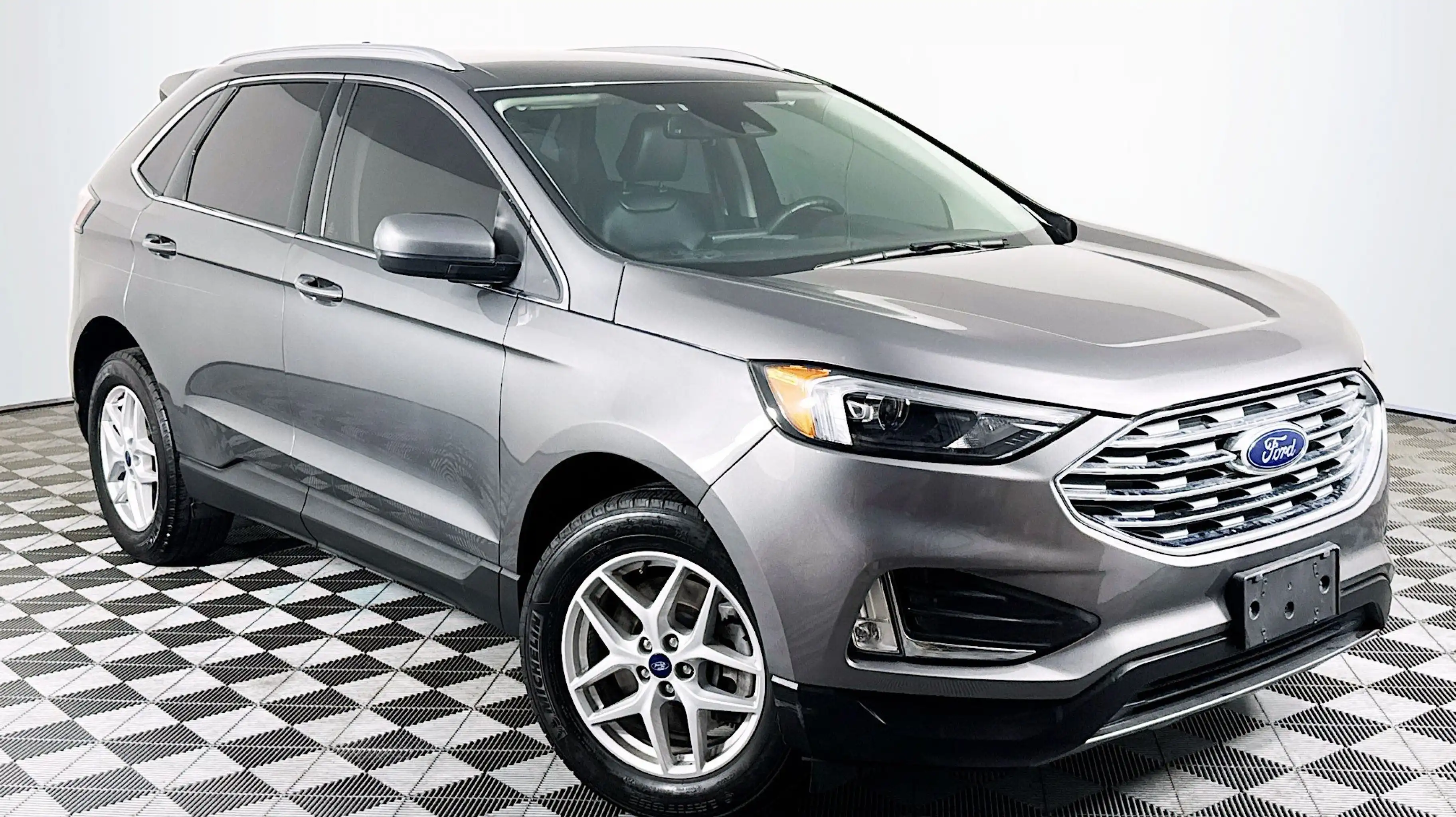 2022 Ford Edge SEL AWD's photo