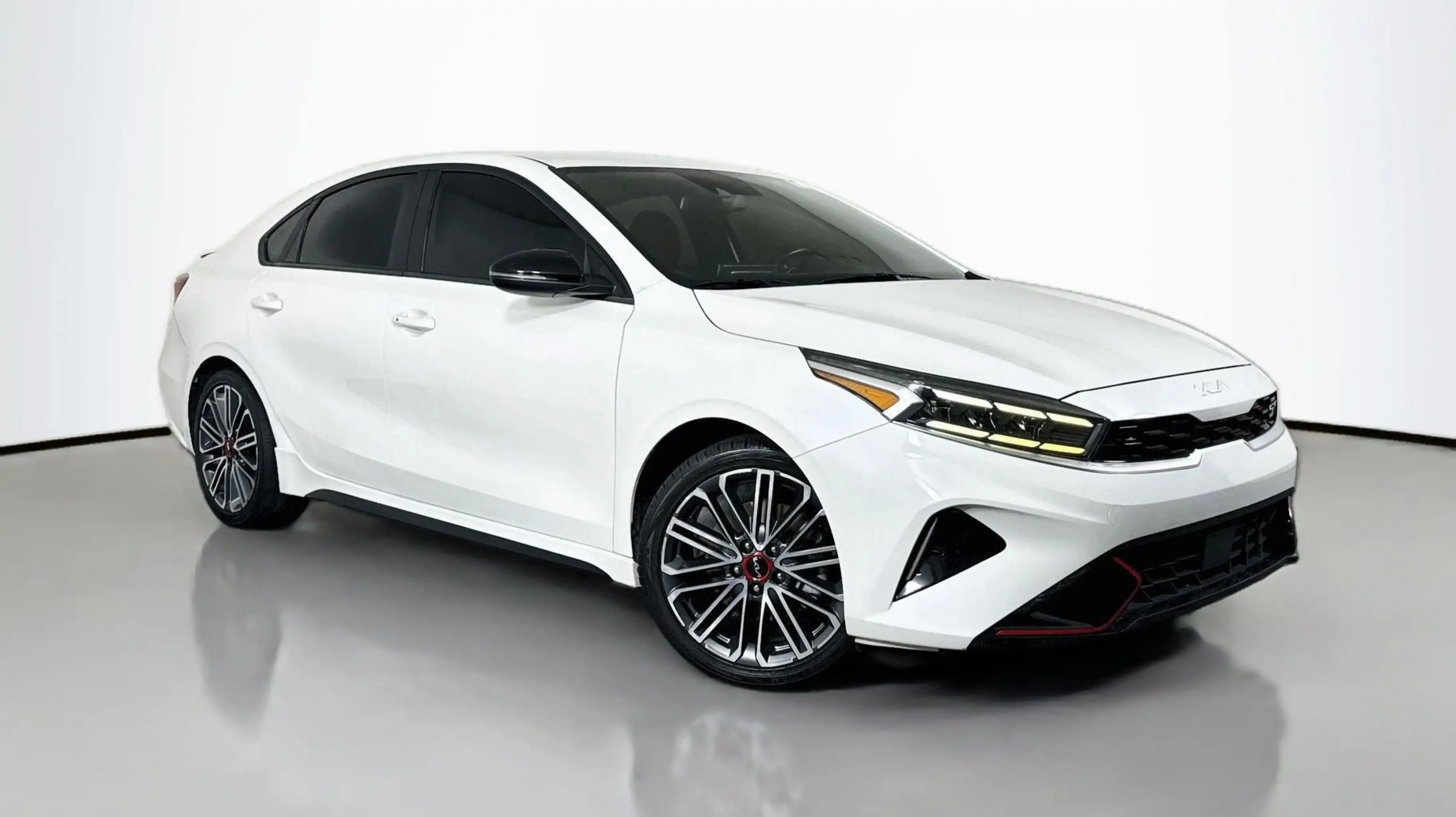 2023 Kia Forte GT DCT's photo