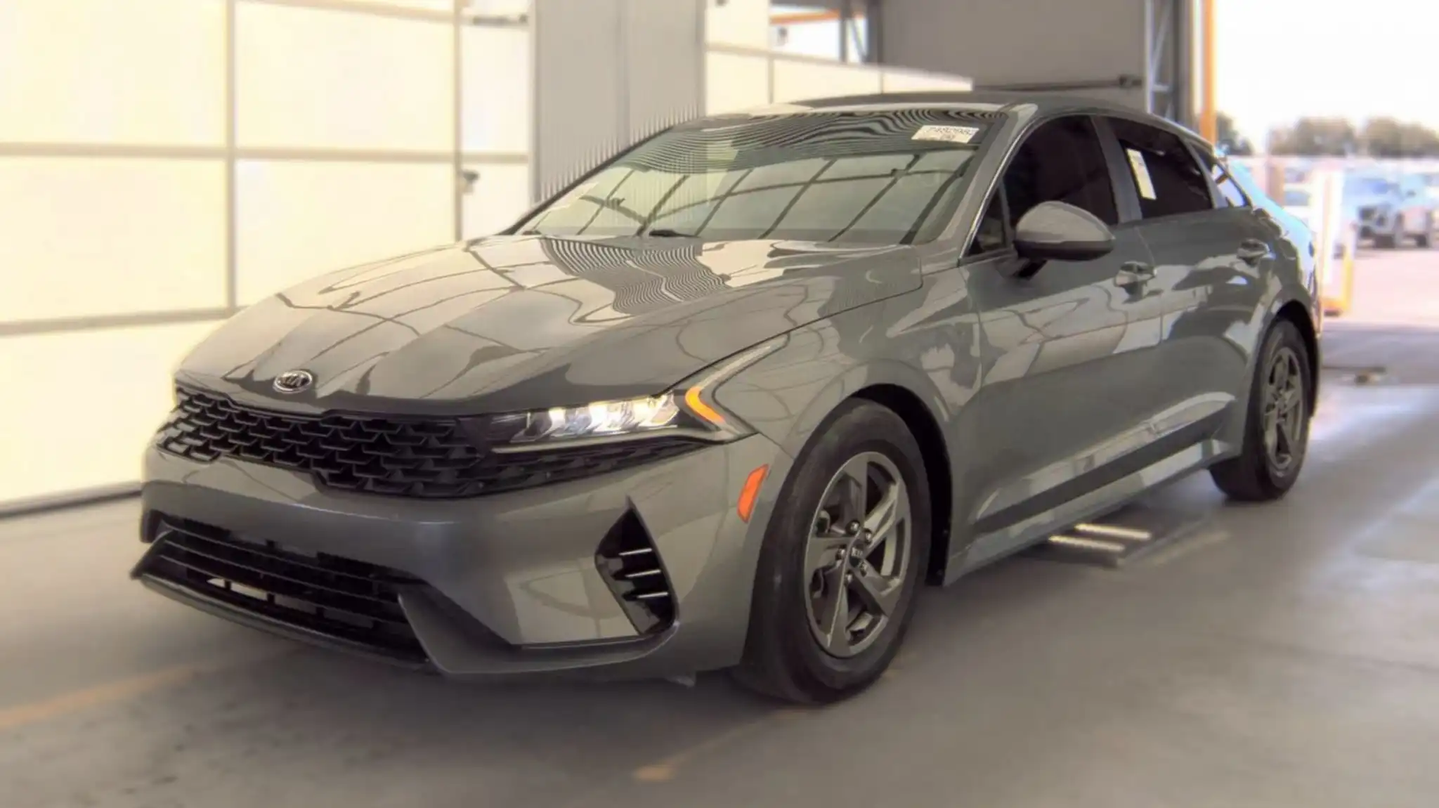 2021 Kia Optima LXS FWD's photo