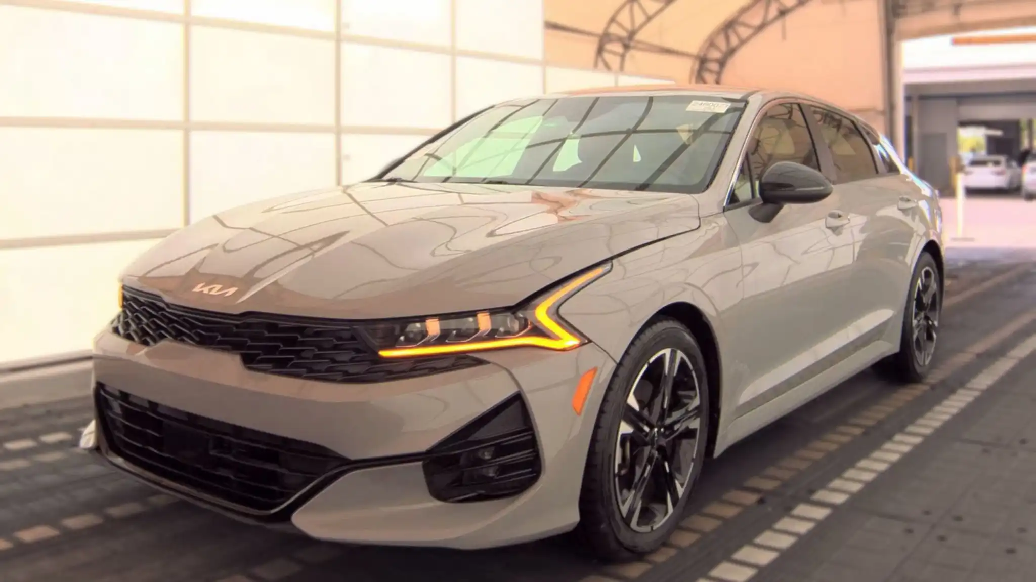 2023 Kia Optima GT-Line FWD's photo