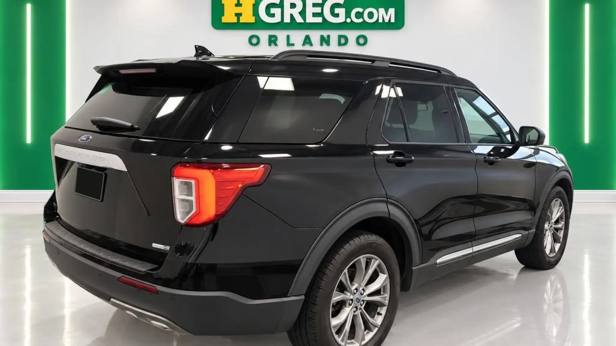 2020 Ford Explorer XLT 4WD photo 4
