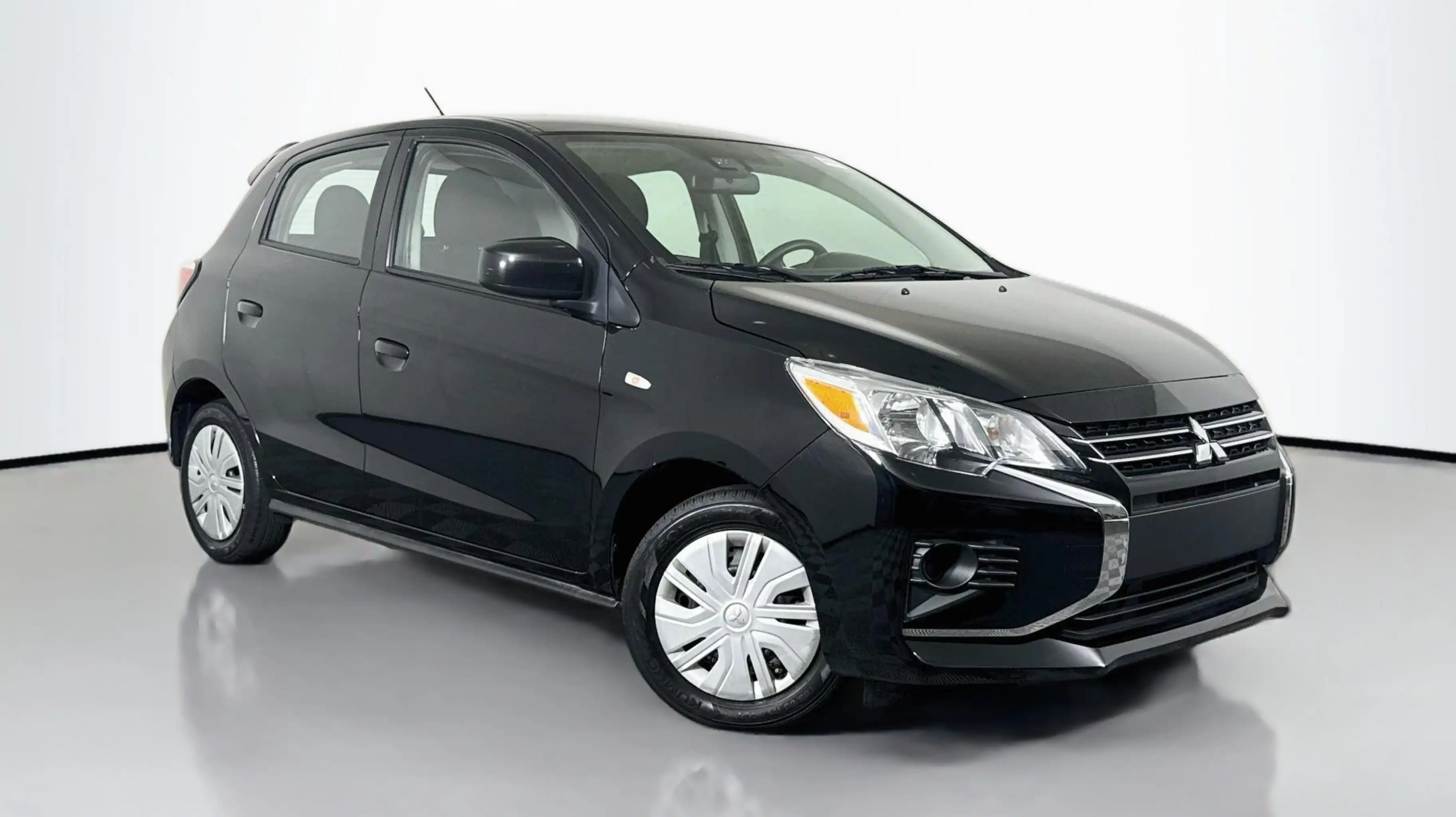 2024 Mitsubishi Mirage ES CVT's photo
