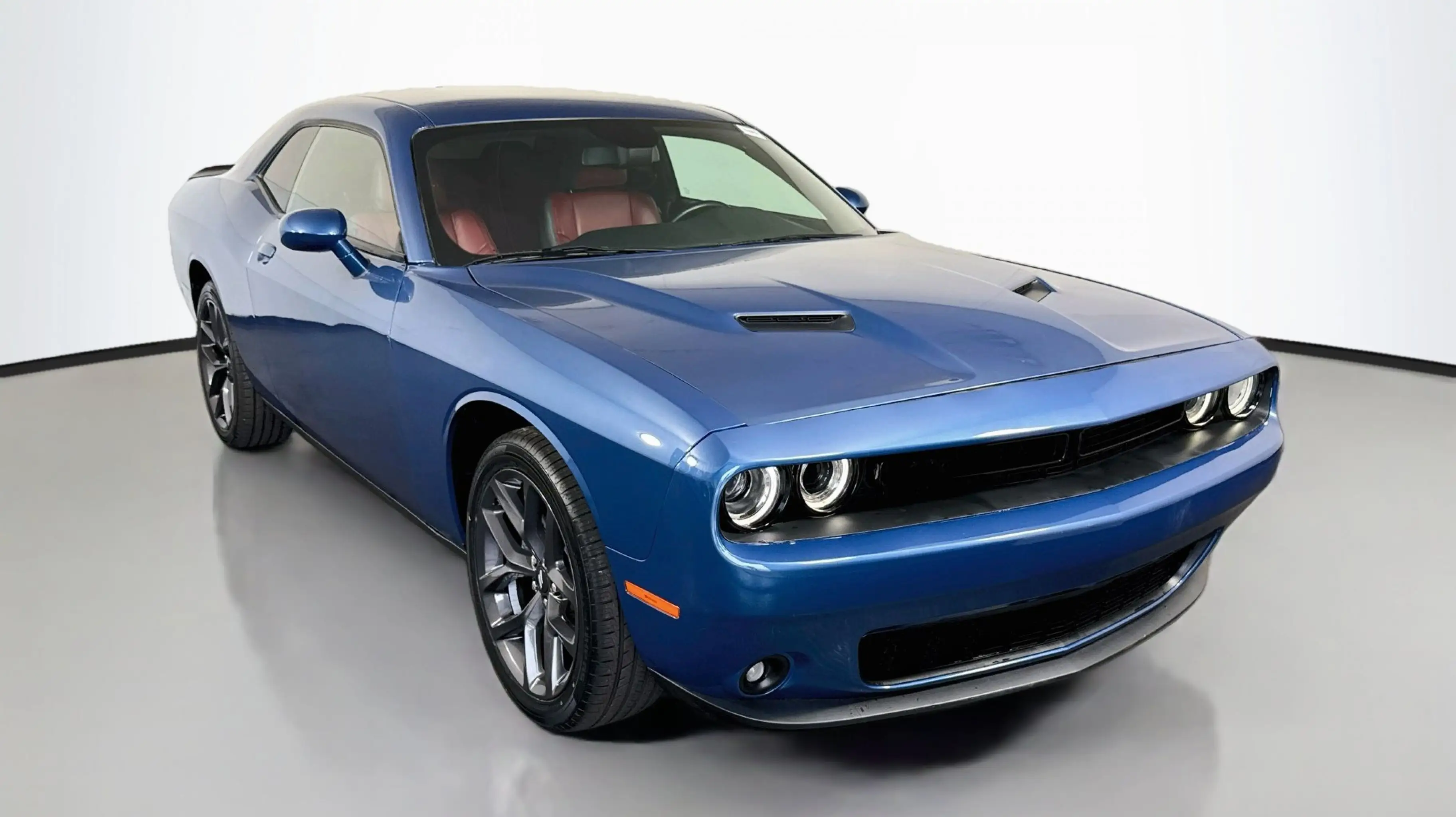 2023 Dodge Challenger SXT Auto photo 1
