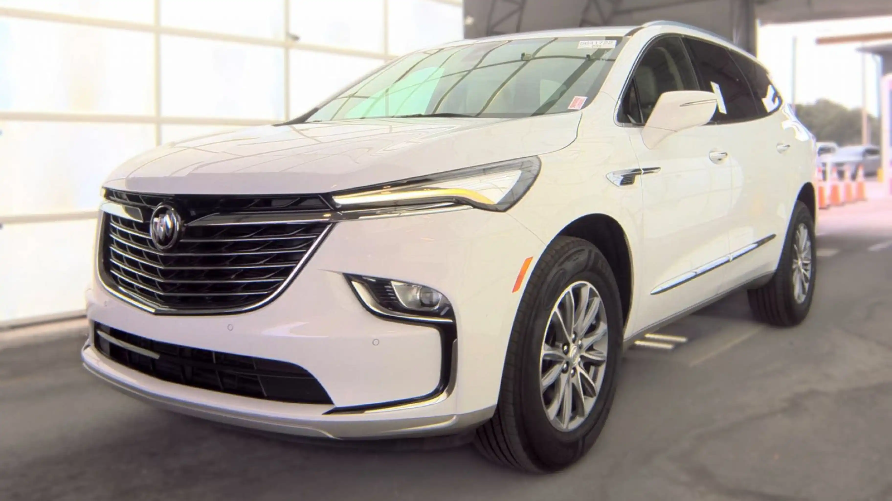 2022 Buick Enclave Essence's photo