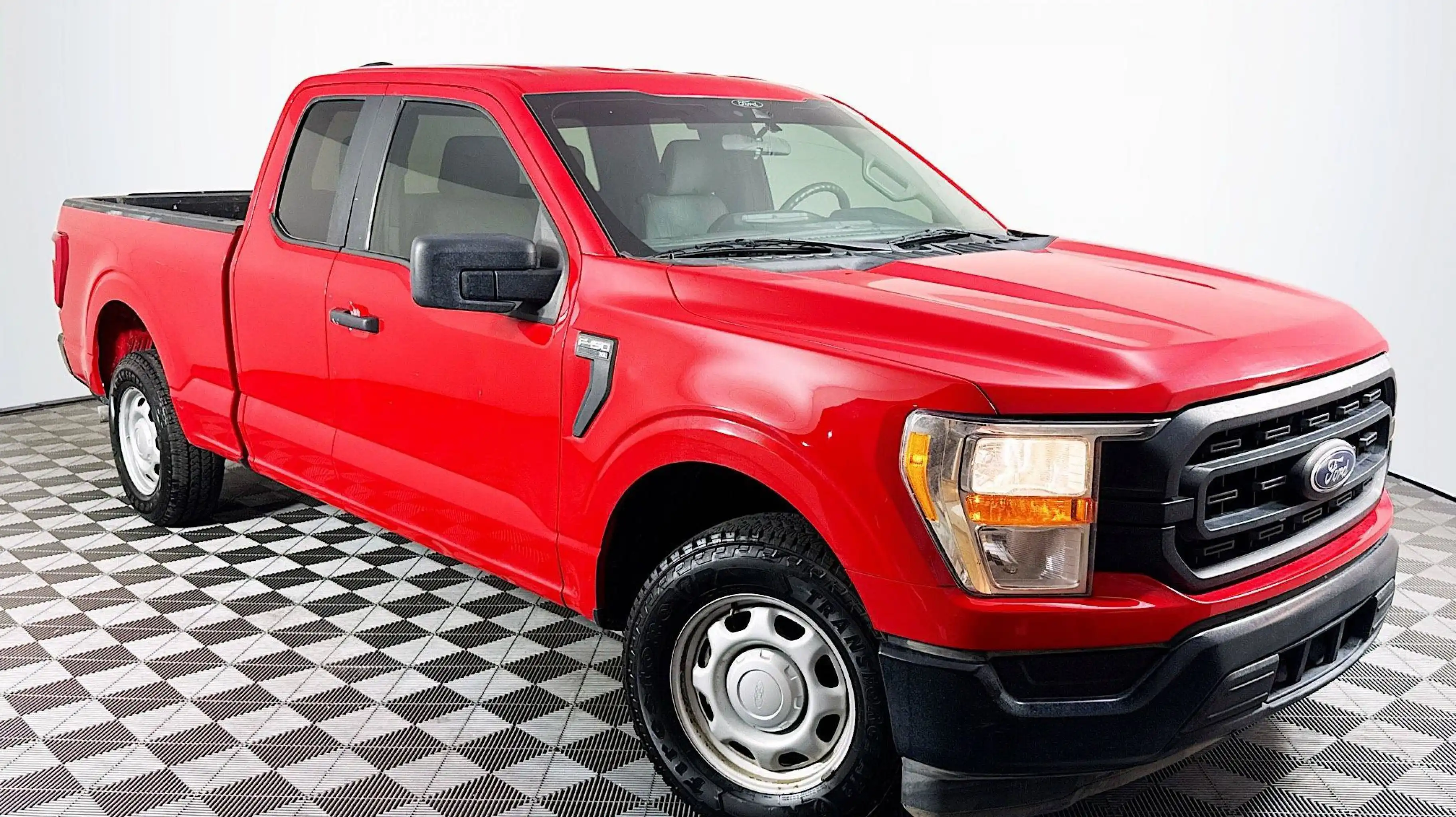 2022 Ford F-150 XL SuperCab 6-1/2 Box's photo