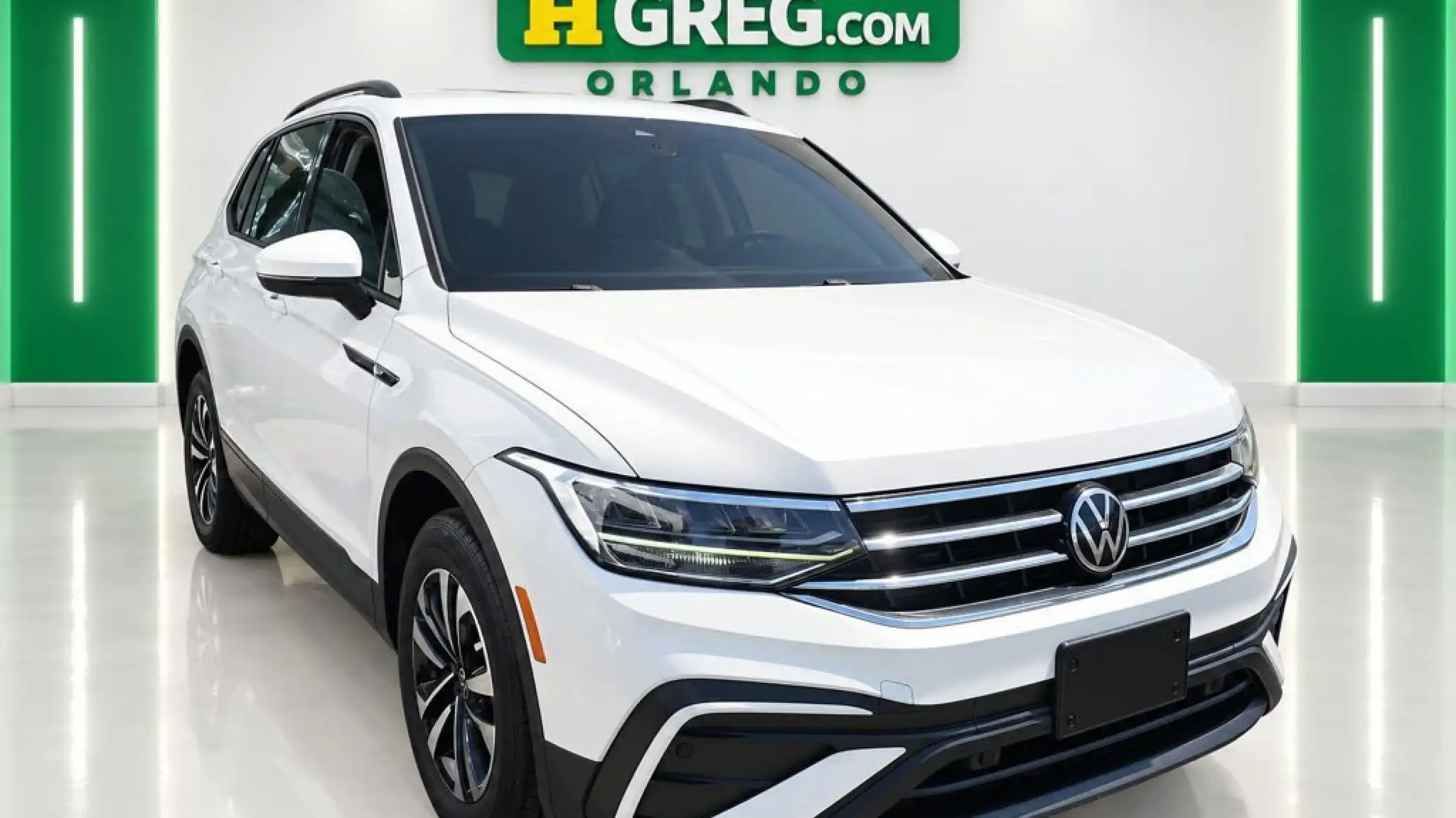 2023 Volkswagen Tiguan 2.0T S's photo