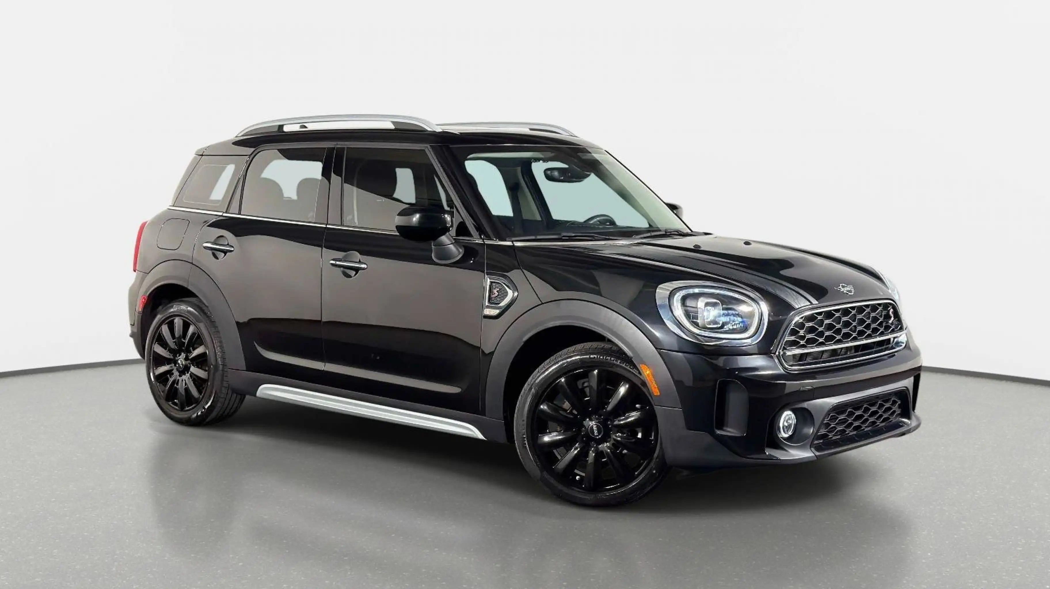 2024 MINI Countryman Cooper S's photo
