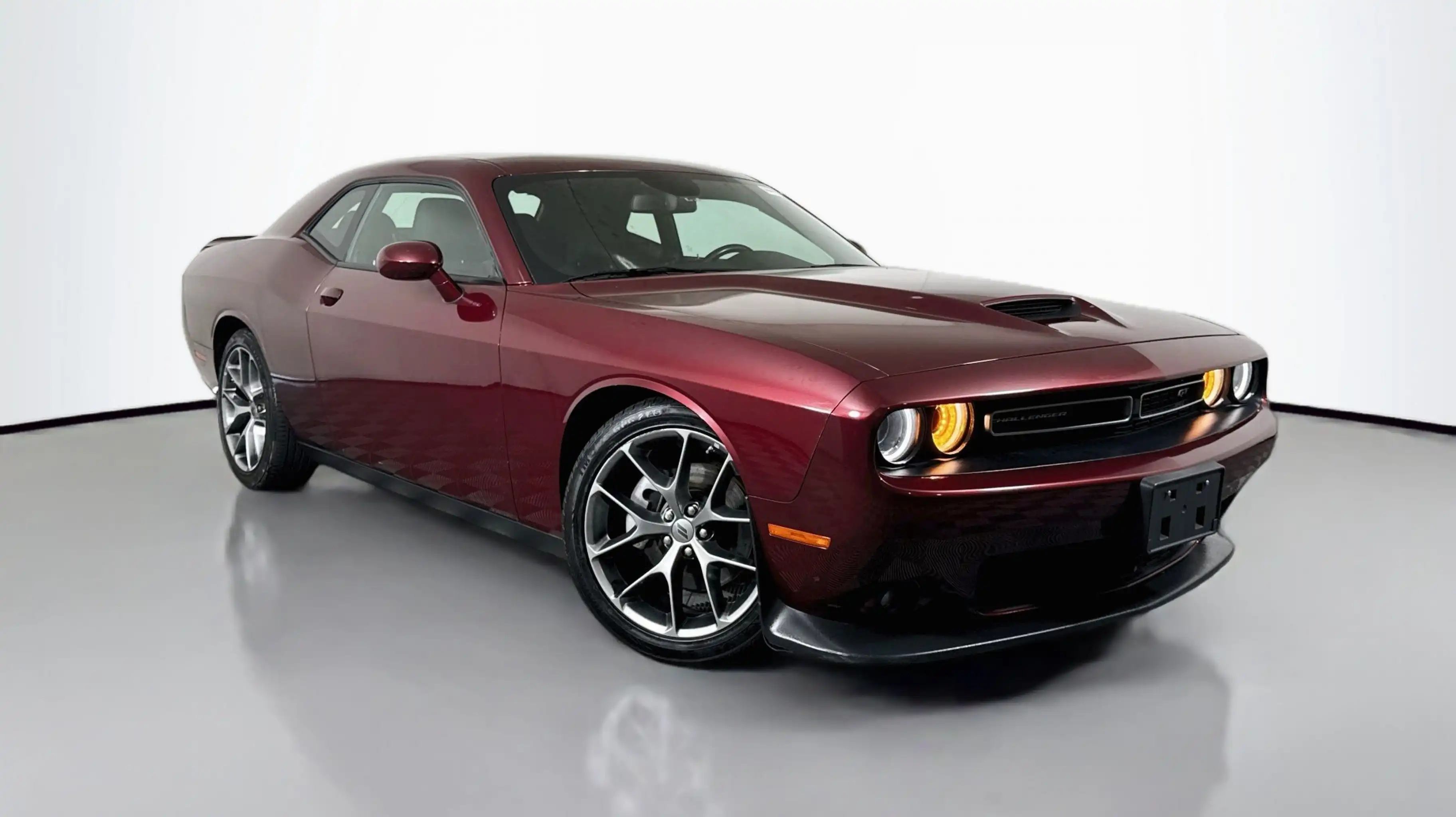2022 Dodge Challenger GT Auto's photo