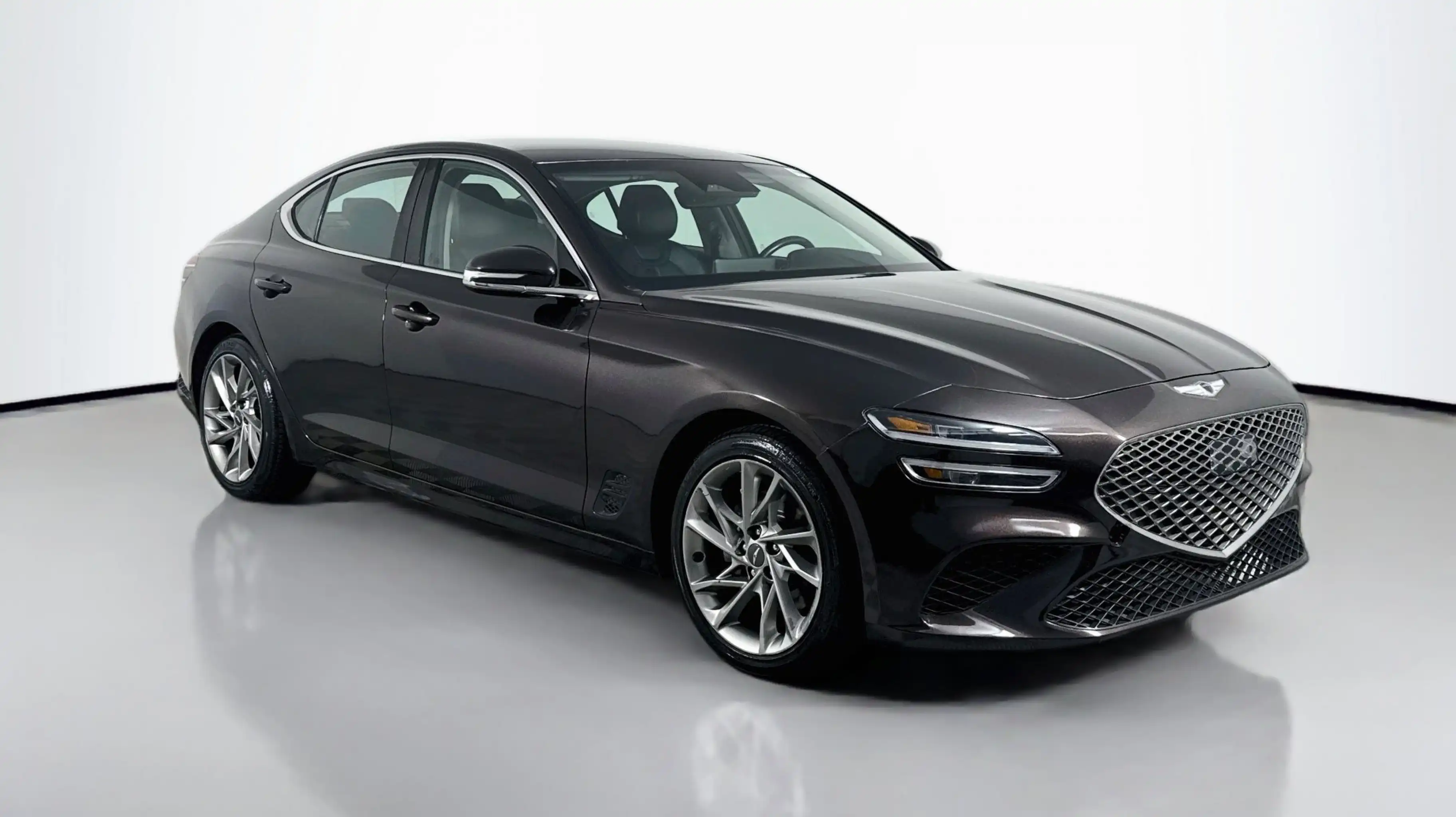 2022 Genesis G70 2.0T Standard's photo