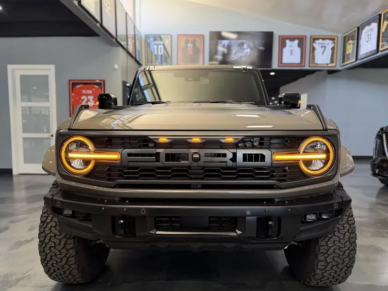 2025 Ford Bronco Raptor 4x4 photo 3