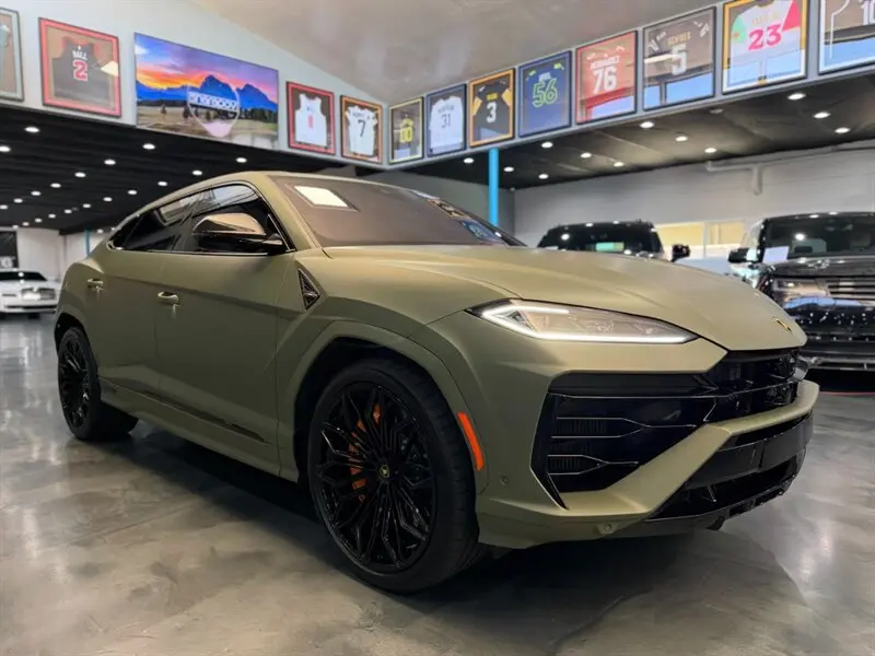 2025 Lamborghini Urus 4.0 V8 PHEV SE photo 5