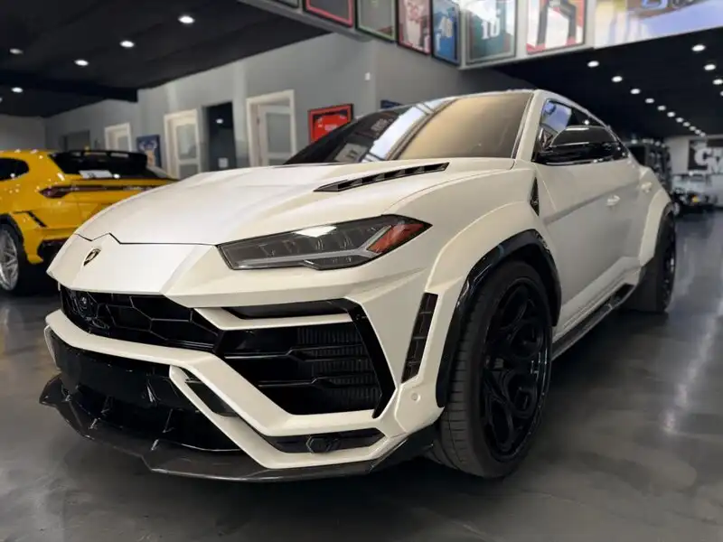 2019 Lamborghini Urus 4.0 V8's photo