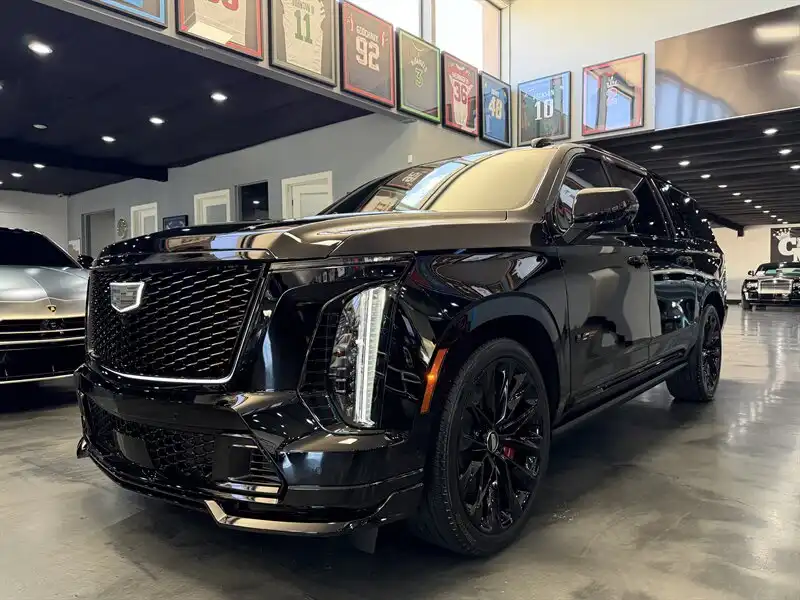 2026 Cadillac Escalade ESV V-Series's photo