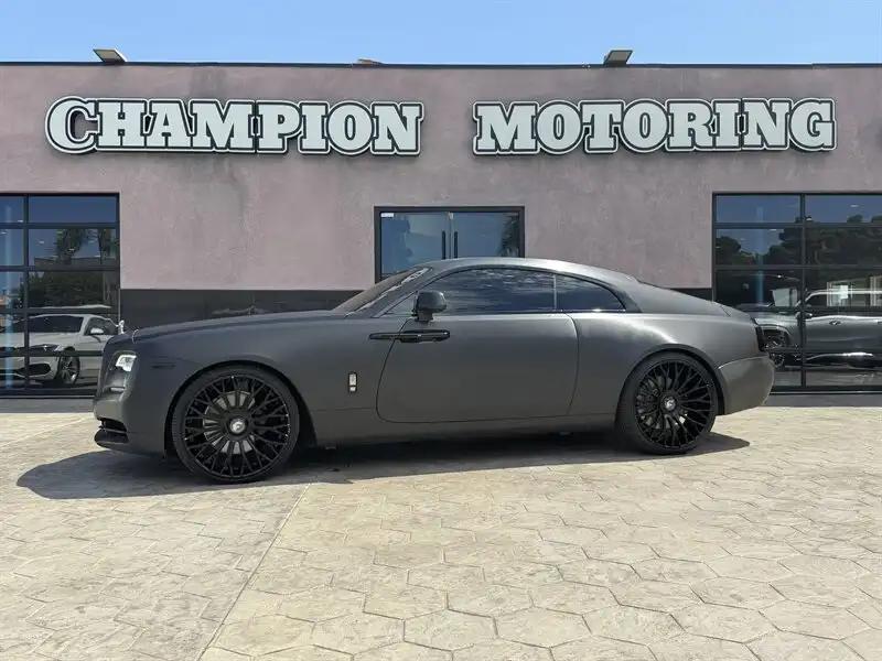 2017 Rolls-Royce Wraith Black Badge's photo