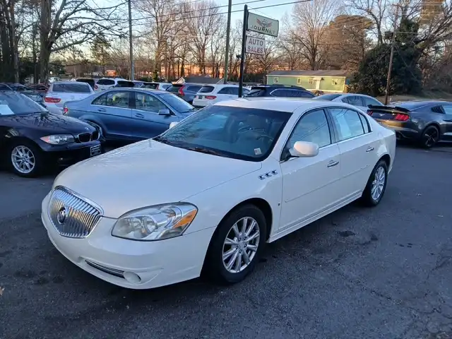 2010 Buick Lucerne CXL's photo