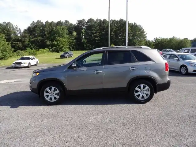 2012 Kia Sorento LX AT's photo