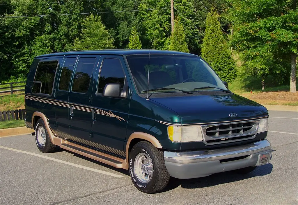 2000 Ford E-Series undefined photo 3