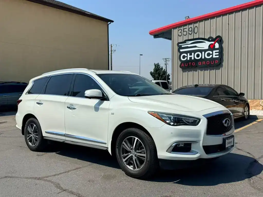 2019 INFINITI QX60 LUXE AWD's photo