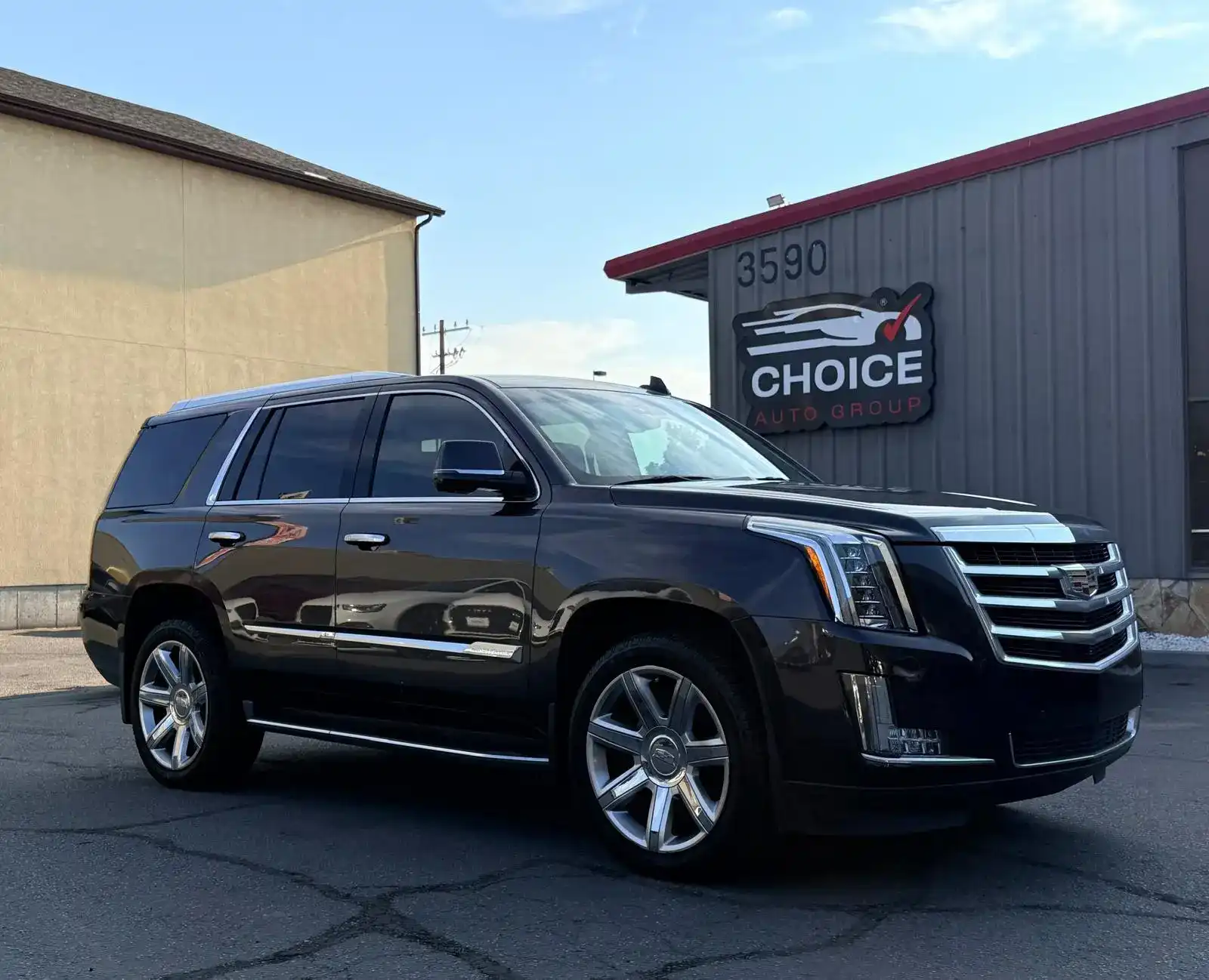 2016 Cadillac Escalade AWD Luxury's photo