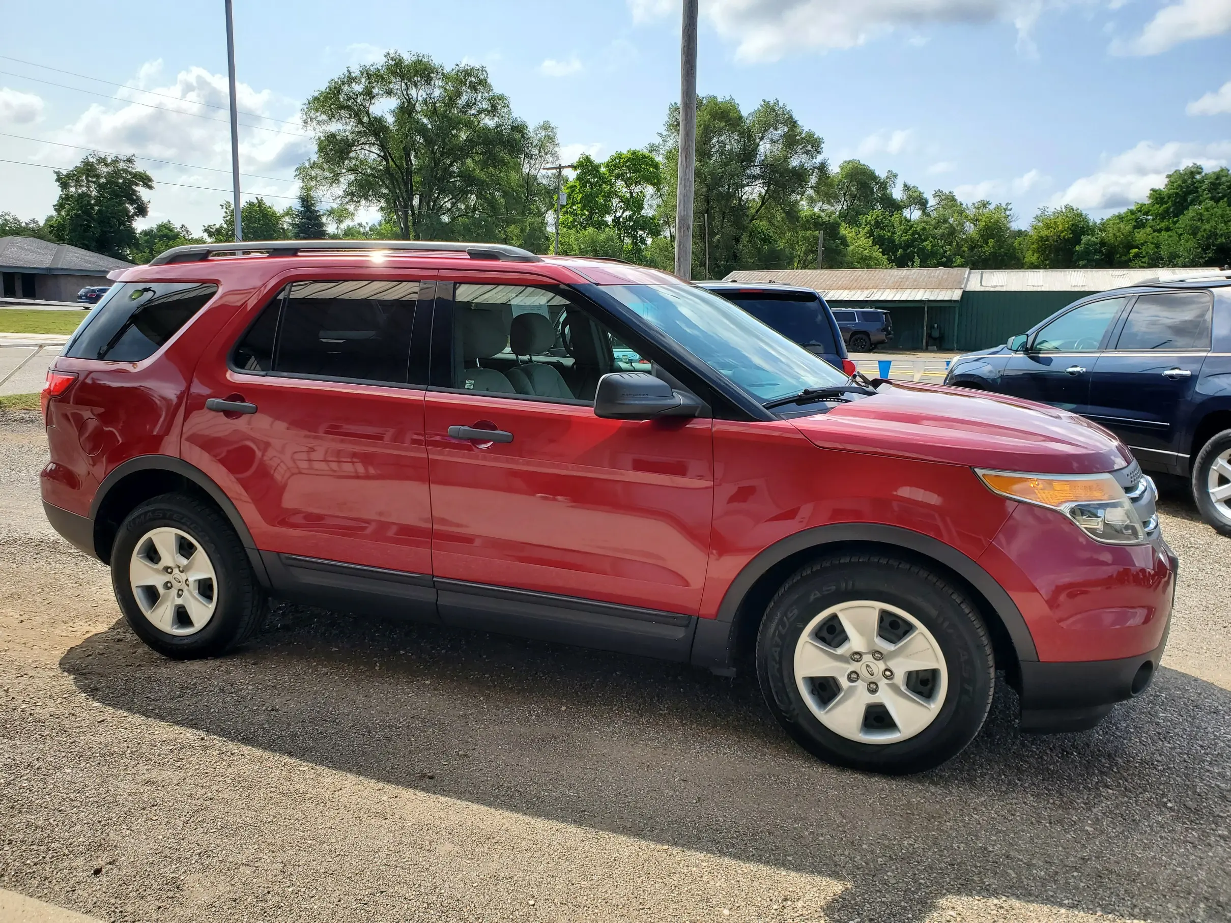 2014 Ford Explorer Base photo 3