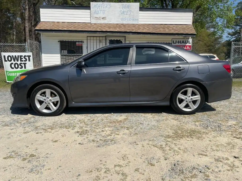 2013 Toyota Camry 2.5 Auto SE's photo