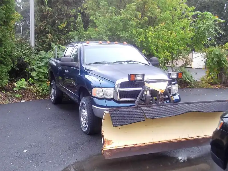 2004 Dodge Ram 2500 SLT 4X4 QUAD CAB SWB's photo