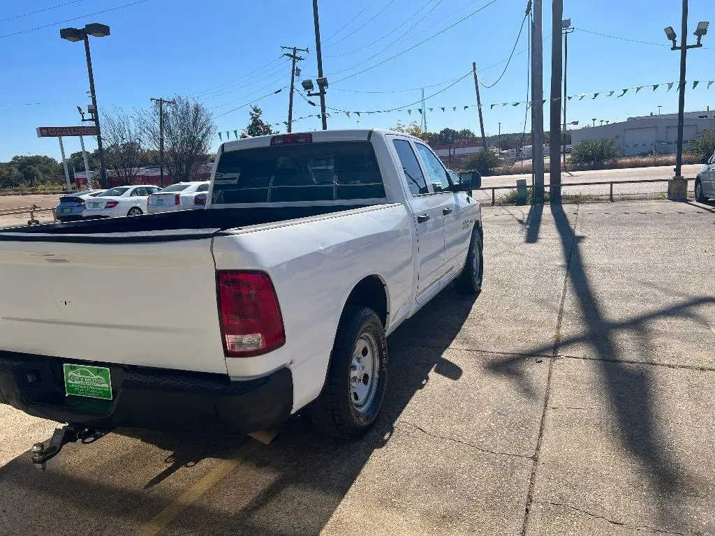 2014 RAM 1500 Tradesman Quad Cab photo 4