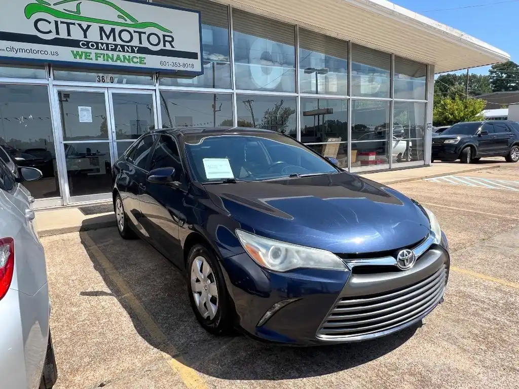 2017 Toyota Camry 2.5 Auto LE's photo