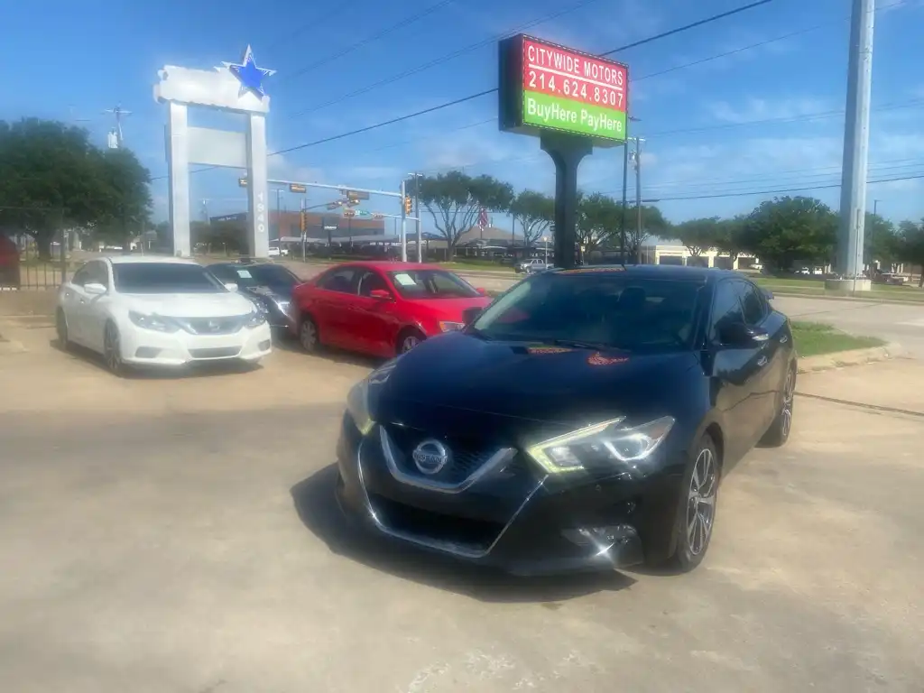 2018 Nissan Maxima SV's photo