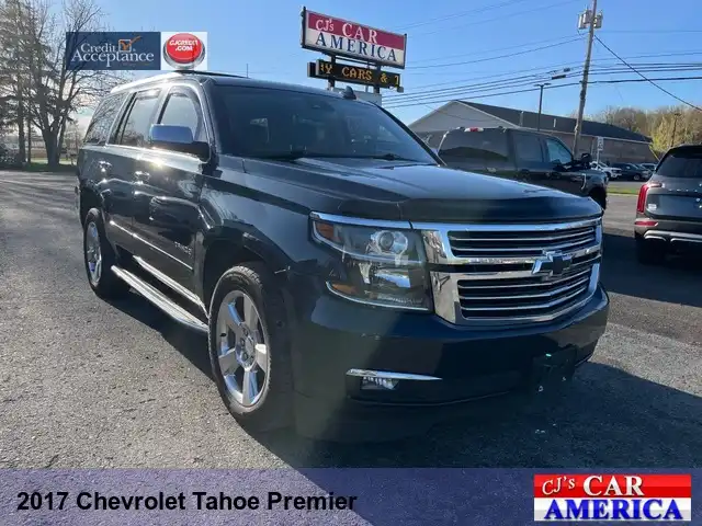 2017 Chevrolet Tahoe 4WD Premier's photo