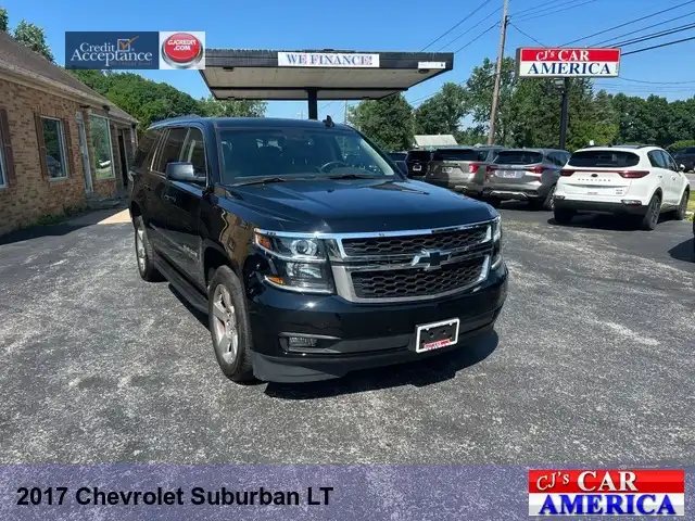 2017 Chevrolet Suburban 4WD 1500 LT's photo