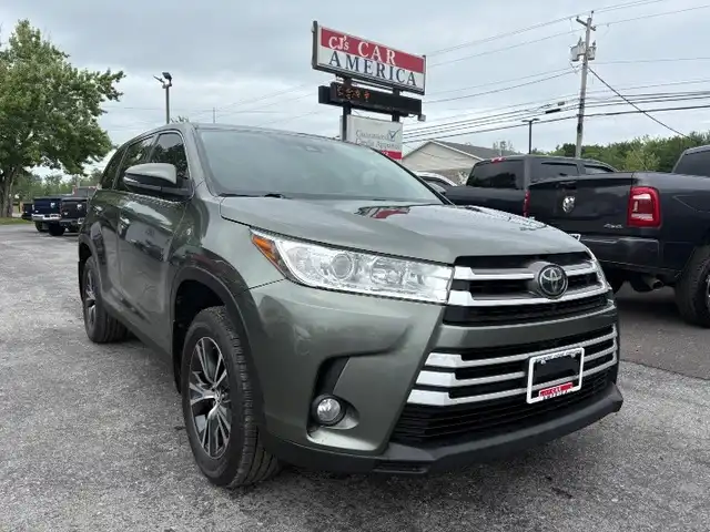 2019 Toyota Highlander LE Plus 4x4 V6's photo