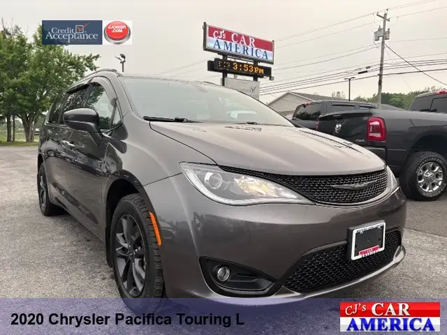 2020 Chrysler Pacifica 3.6 AWD LAUNCH EDITION AUTO 4WD's photo