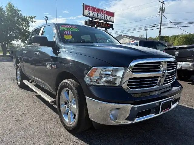 2016 RAM 1500 Big Horn 4WD Crew Cab 5'7's photo