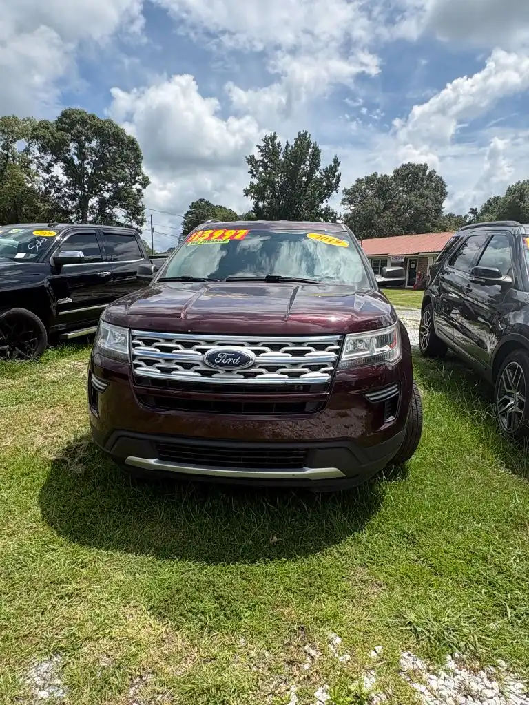 2019 Ford Explorer XLT FWD's photo