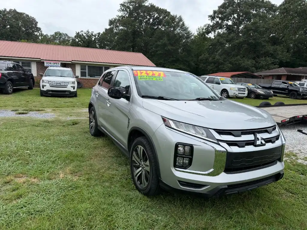 2020 Mitsubishi Outlander Sport 2.0 SE AWC CVT's photo