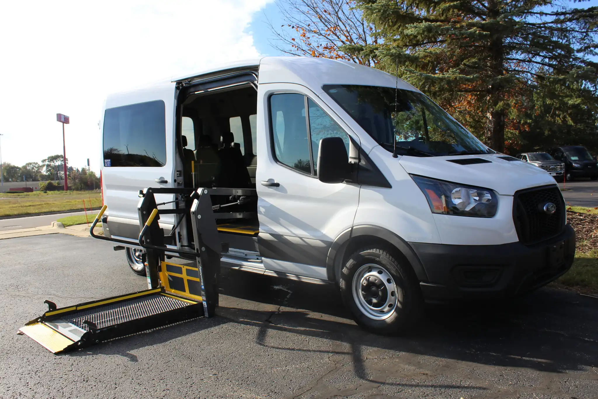 2024 Ford Transit XL 350 Med Roof Sliding Pass. 148's photo