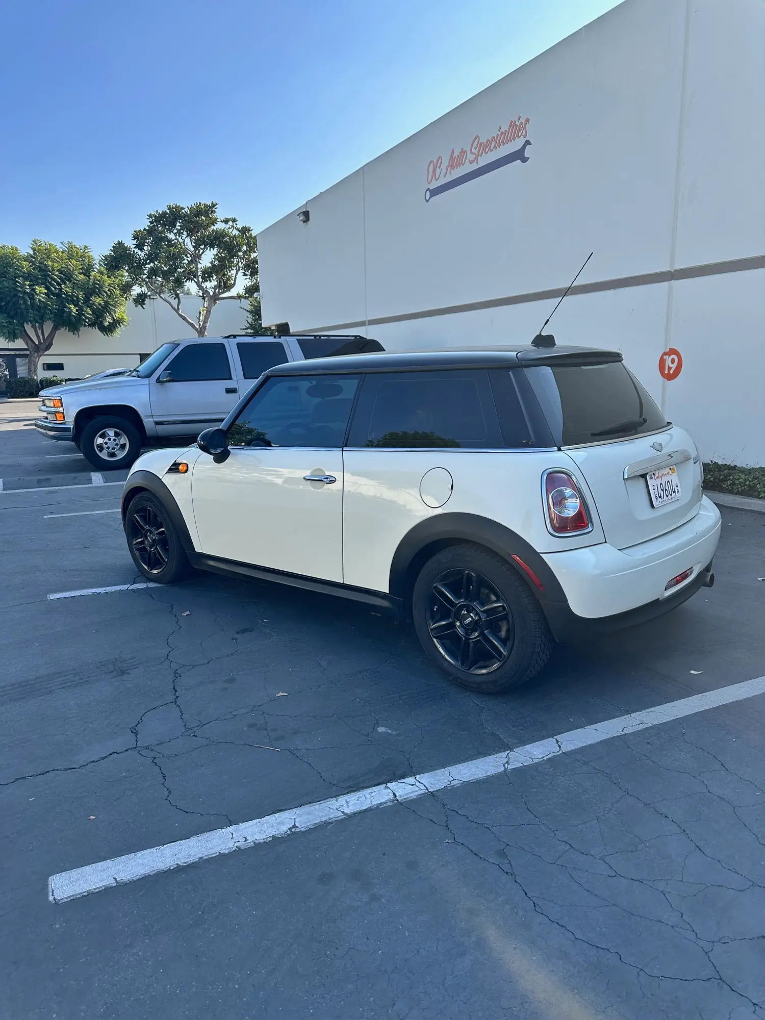 2012 MINI Cooper Base photo 3