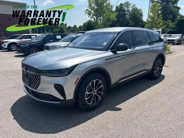 2024 Lincoln Nautilus Premiere AWD's photo