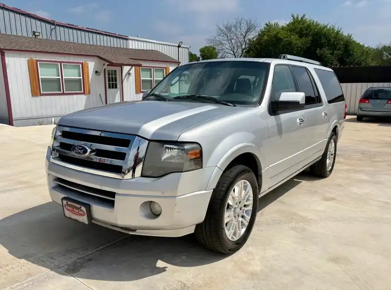 2013 Ford Expedition Limited EL's photo