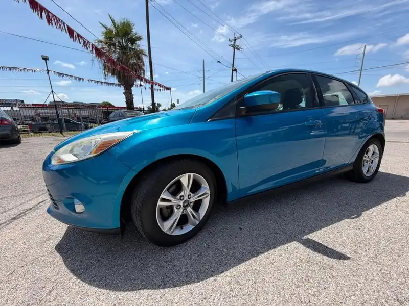 2012 Ford Focus 5 Door Hatch SE's photo