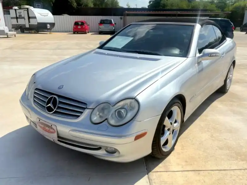 2005 Mercedes-Benz CLK-Class CLK320 Cabriolet's photo