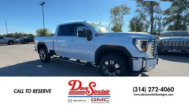 2026 GMC Sierra 4WD Crew Cab Standard Box Denali's photo