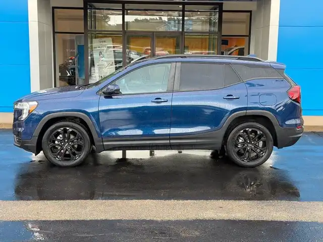 2022 GMC Terrain SLE FWD's photo