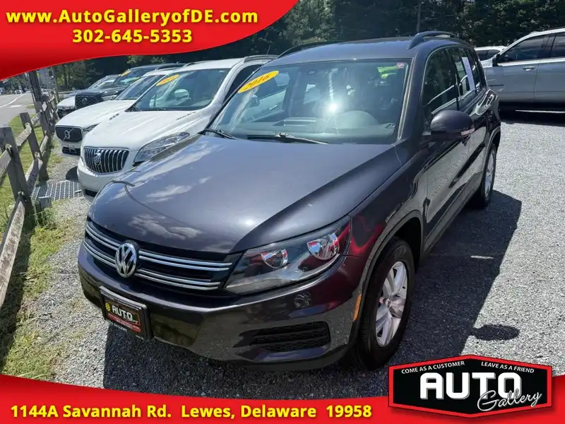 2016 Volkswagen Tiguan 2.0T S's photo