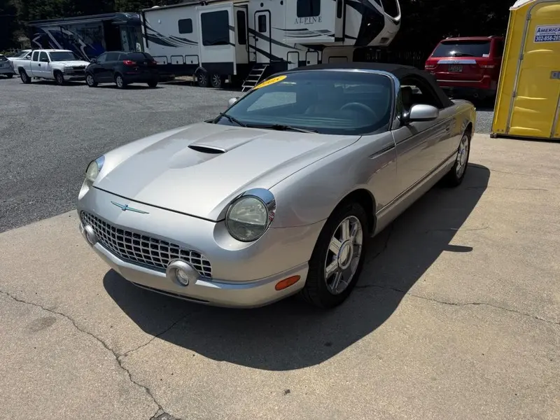 2005 Ford Thunderbird Deluxe photo 4