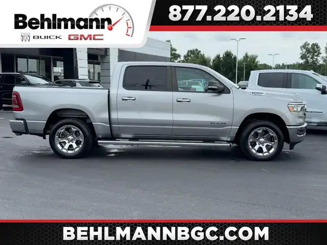 2019 RAM 1500 Big Horn/Lone Star 4x4 Crew Cab 5'7's photo