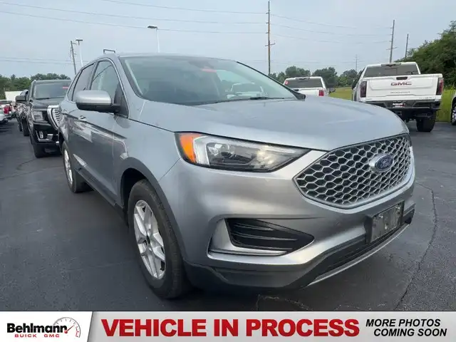 2024 Ford Edge SEL AWD's photo