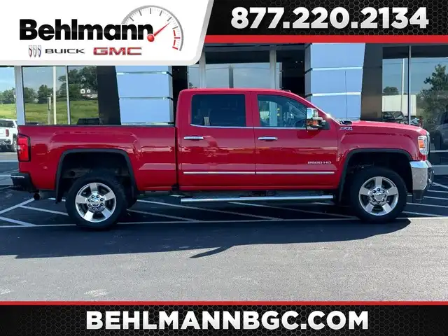 2016 GMC Sierra 4WD Crew Cab Standard Box SLT's photo