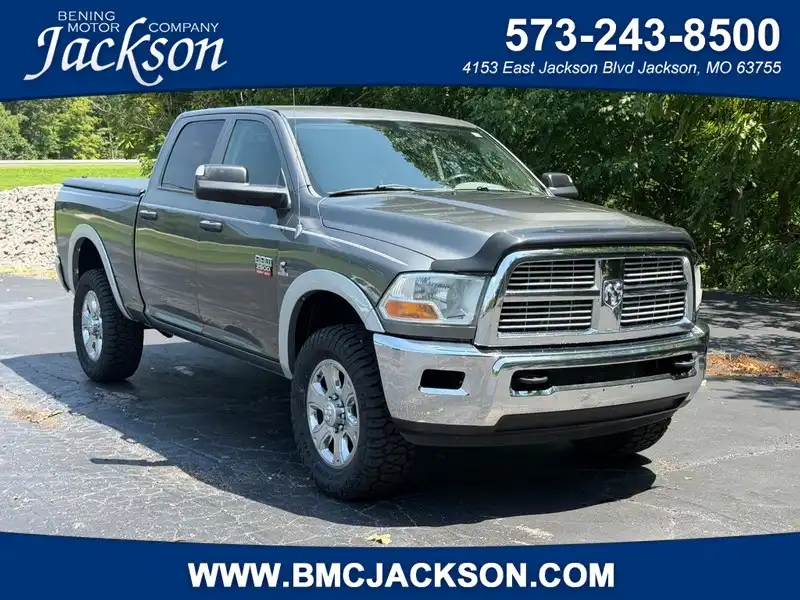 2011 RAM 2500 ST 4X4 Crew Cab SWB's photo